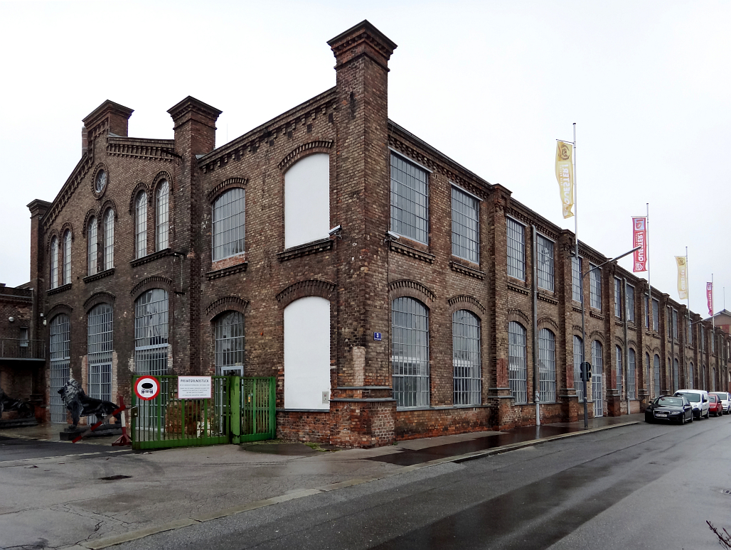 Elektrotechnická továrna Union ve Štadlavě, strojírenská hala v listopadu 2014 (foto Lukáš Beran)