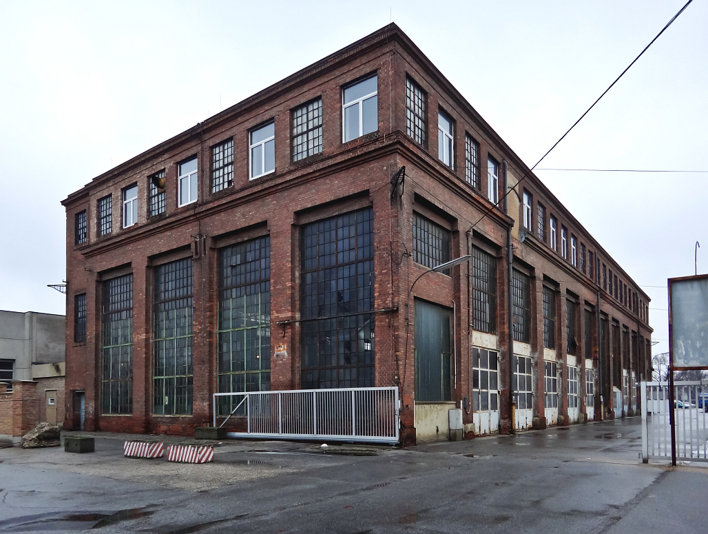 Elektrotechnická továrna Union ve Štadlavě, dílny a sklady (foto Lukáš Beran)